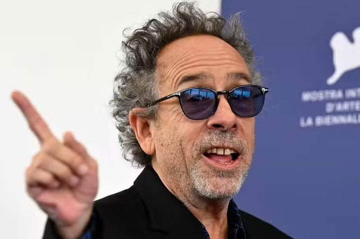 Tim Burton no Festival de Veneza: estreia de \\\'Beetlejuice\\\' (Os Fantasmas se Divertem) (Crédito: Aberto Pizzoli/AFP)
