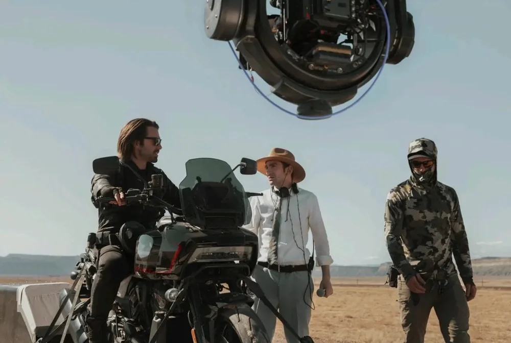 Sebastian Stan como Bucky Barnes no set de filmagens de Thunderbolts* – Empire Magazine/Reprodução.