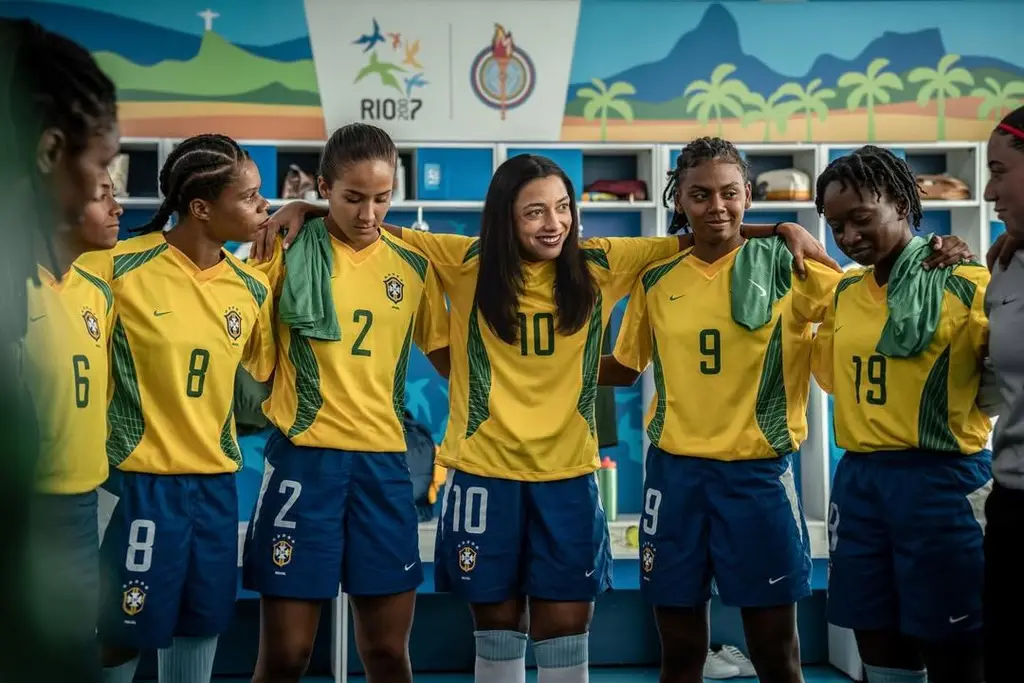 Marta, é protagonizado por Alice Carvalho, dirigido e produzido por Andrucha Waddington, o filme estreia nos cinemas em 8 de abril de 2027