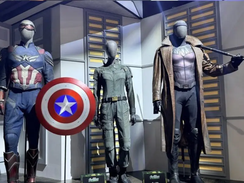 Vingadores: Doutor Destino: Marvel revela uniformes oficiais na SDCC 2026