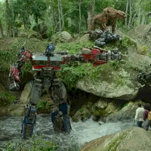 Transformers: Sequência de O Despertar das Feras avança com roteirista de IT