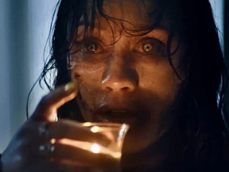 A Morte do Demônio: Em Chamas ganha trailer sangrento e data de estreia
