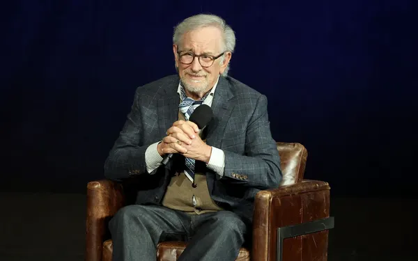 Steven Spielberg exalta sucesso de ‘Obsession’ e ‘Backrooms’ no mercado atual