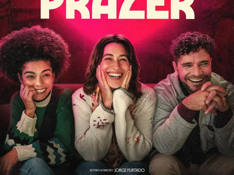 Check-in confirmado: O trailer de 'Muito Prazer' chegou para bagunçar tudo!
