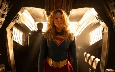 Supergirl: Projeções de bilheteria caem e filme enfrenta risco comercial