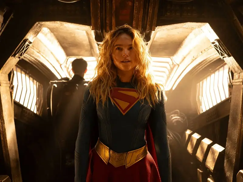 Supergirl: Projeções de bilheteria caem e filme enfrenta risco comercial
