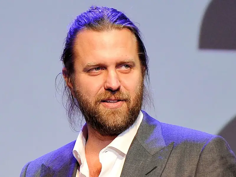 Diretor de '47 Ronins', Carl Rinsch, é condenado por fraude contra a Netflix